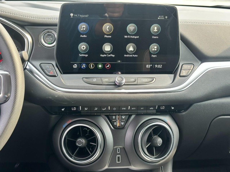Chevrolet Blazer Vehicle Full-screen Gallery Image 7