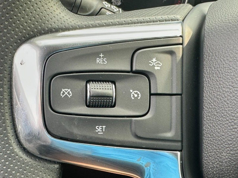Chevrolet Blazer Vehicle Full-screen Gallery Image 11