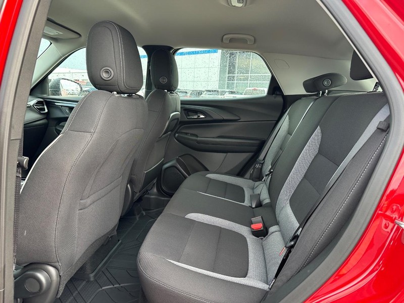 Chevrolet TrailBlazer Vehicle Full-screen Gallery Image 5