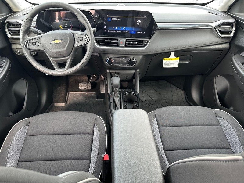 Chevrolet TrailBlazer Vehicle Full-screen Gallery Image 6