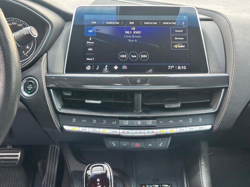 Cadillac CT5 Vehicle Full-screen Gallery Image 14