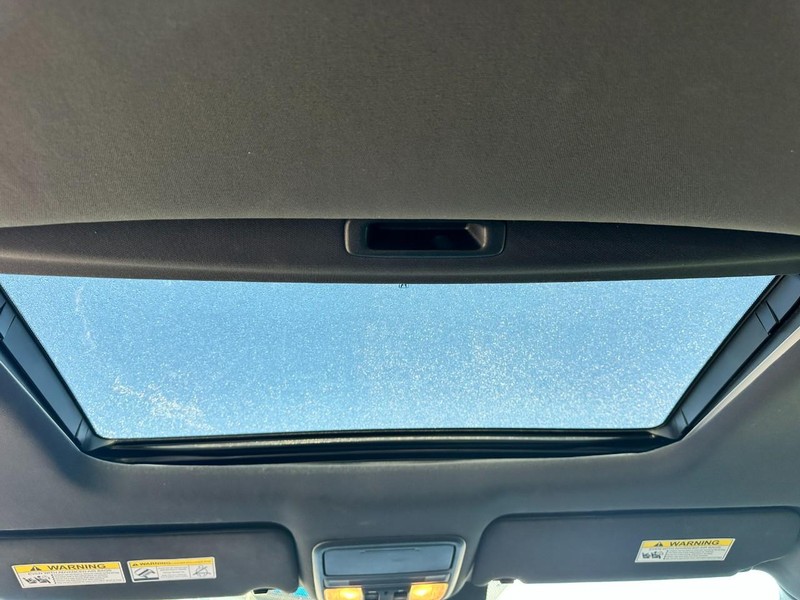 Honda Passport Vehicle Full-screen Gallery Image 11