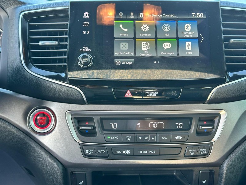 Honda Passport Vehicle Full-screen Gallery Image 14