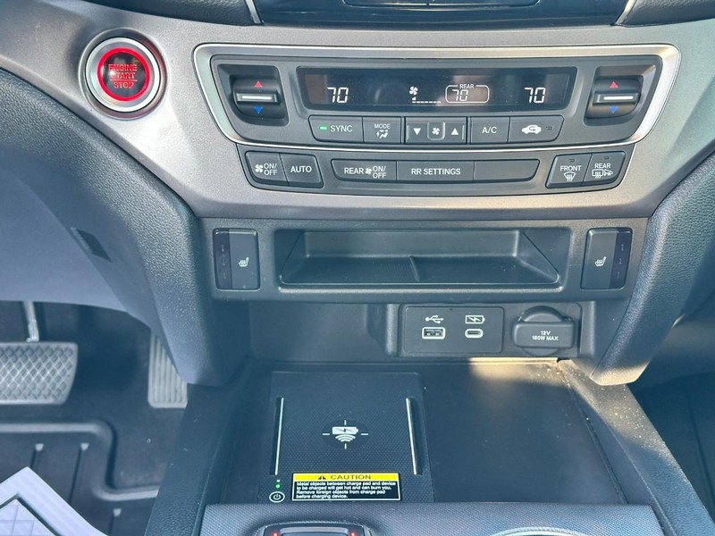 Honda Passport Vehicle Full-screen Gallery Image 15