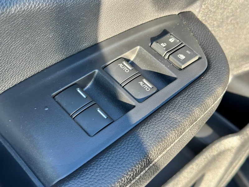 Honda Passport Vehicle Full-screen Gallery Image 17