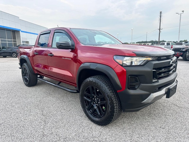 Chevrolet Colorado Vehicle Full-screen Gallery Image 08