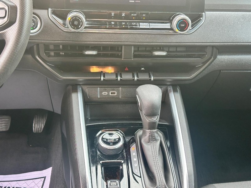 Chevrolet Colorado Vehicle Full-screen Gallery Image 14