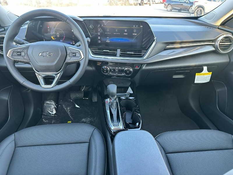Chevrolet Trax Vehicle Full-screen Gallery Image 5