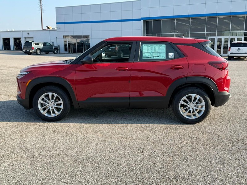 Chevrolet TrailBlazer Vehicle Full-screen Gallery Image 2