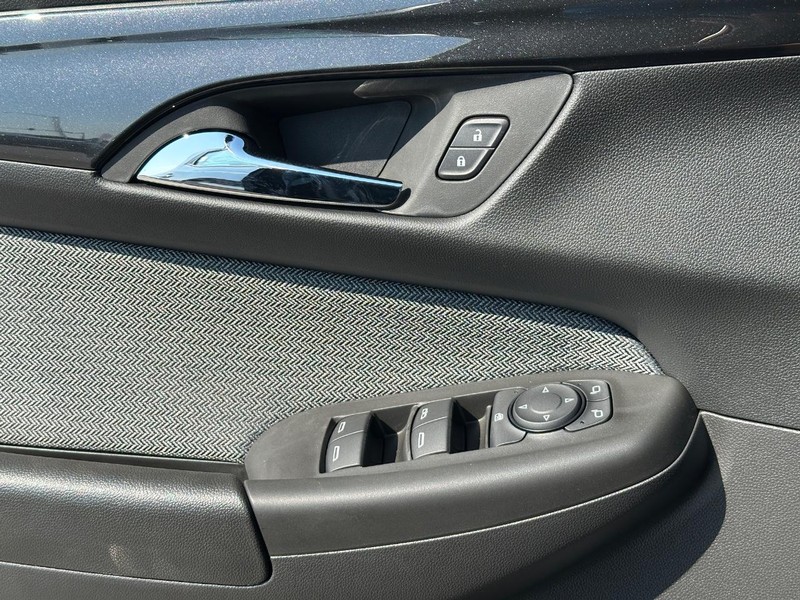 Chevrolet TrailBlazer Vehicle Full-screen Gallery Image 17