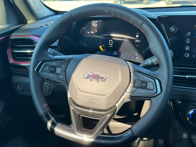 Chevrolet TrailBlazer Vehicle Full-screen Gallery Image 7