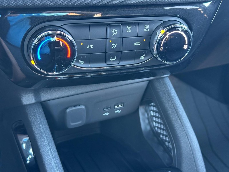 Chevrolet TrailBlazer Vehicle Full-screen Gallery Image 13