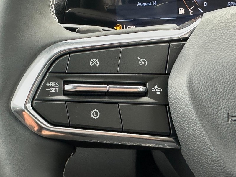 Chevrolet Traverse Vehicle Full-screen Gallery Image 10