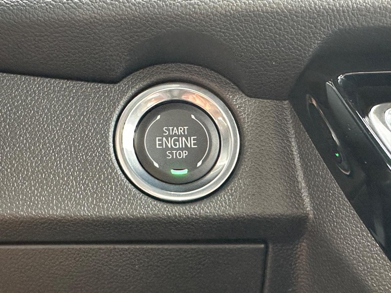 Chevrolet Traverse Vehicle Full-screen Gallery Image 13