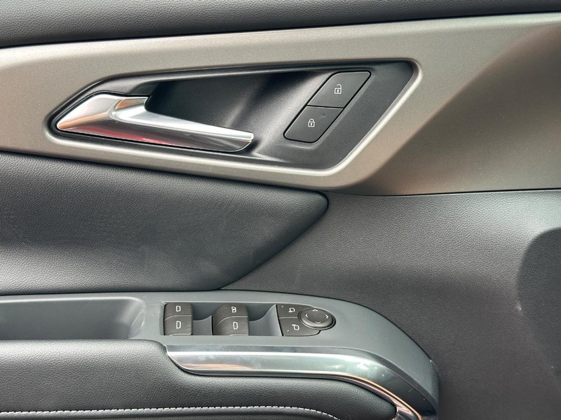 Chevrolet Traverse Vehicle Full-screen Gallery Image 19