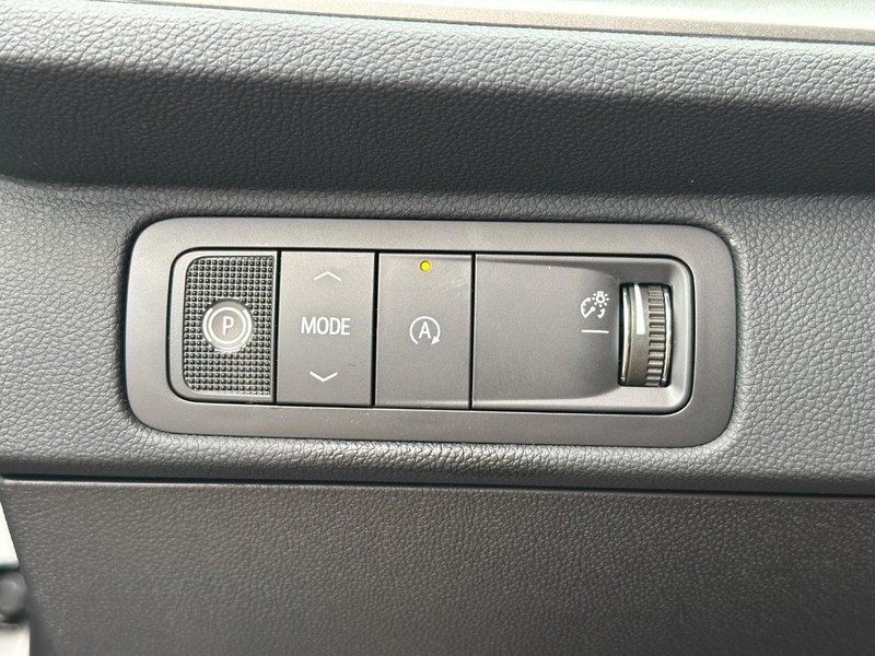 Chevrolet Traverse Vehicle Full-screen Gallery Image 16