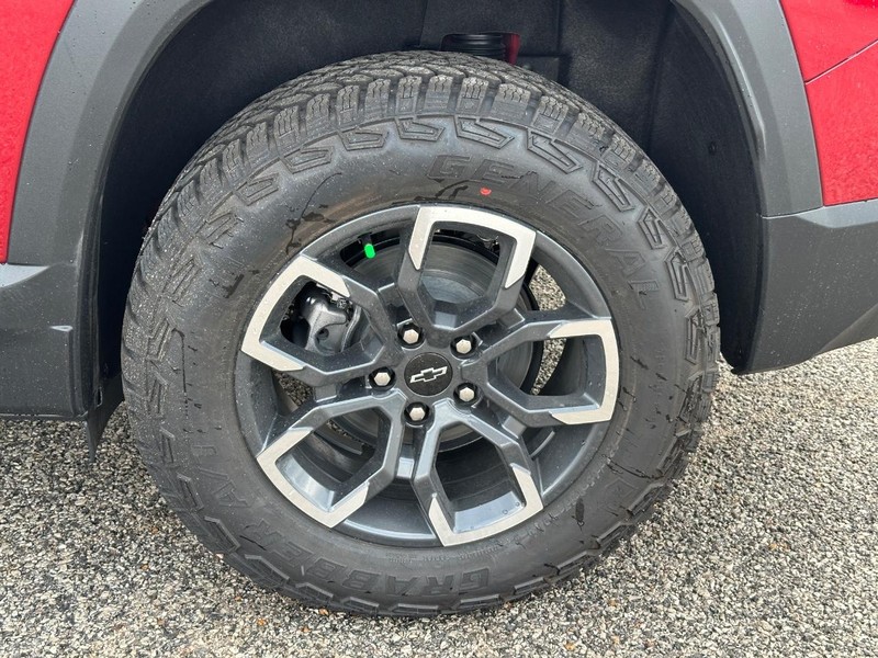 Chevrolet Equinox Vehicle Full-screen Gallery Image 4