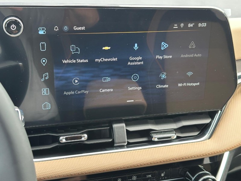 Chevrolet Equinox Vehicle Full-screen Gallery Image 12