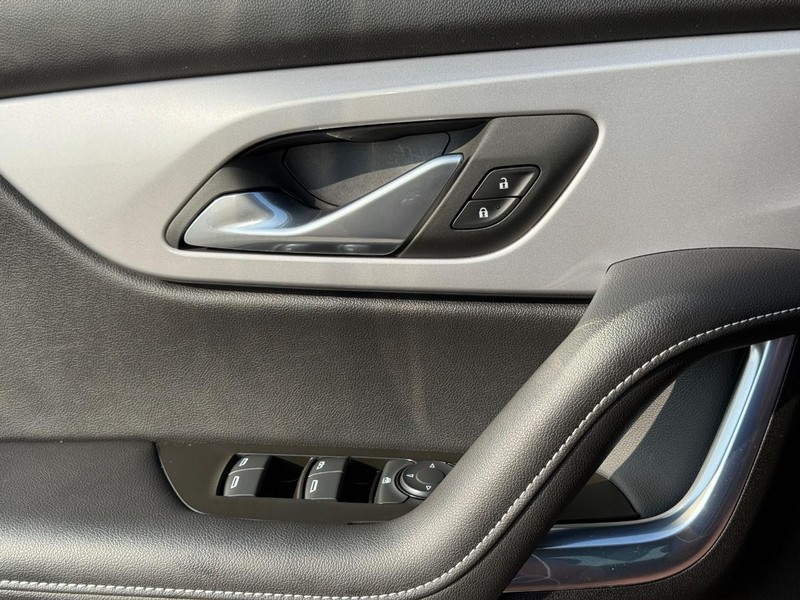 Chevrolet Blazer Vehicle Full-screen Gallery Image 24