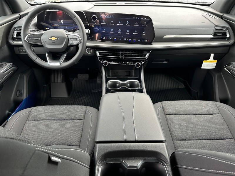 Chevrolet Traverse Vehicle Full-screen Gallery Image 8