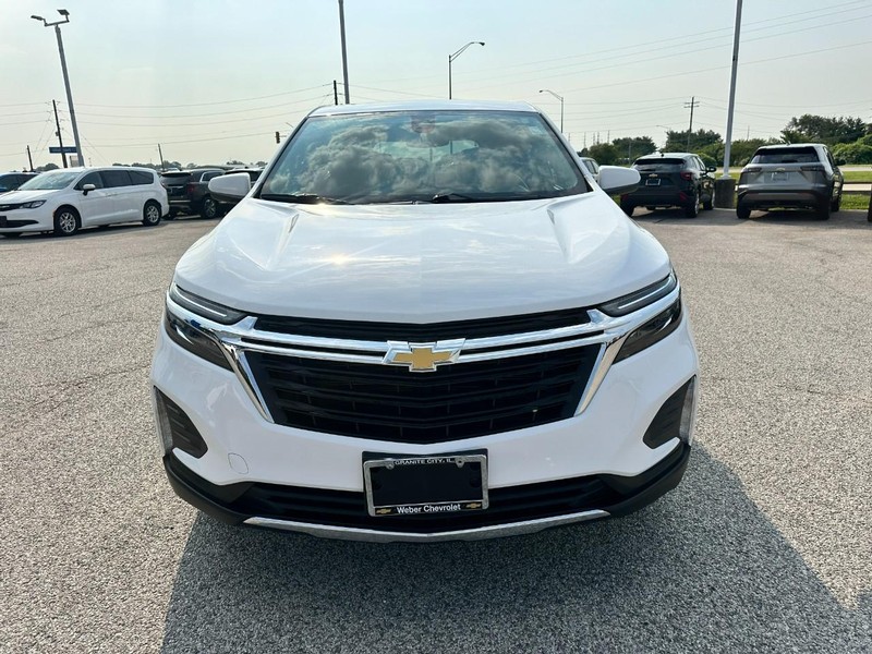 Chevrolet Equinox Vehicle Full-screen Gallery Image 09