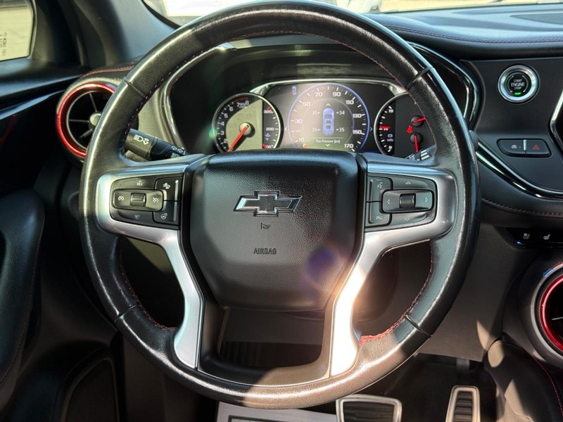 Chevrolet Blazer Vehicle Full-screen Gallery Image 12