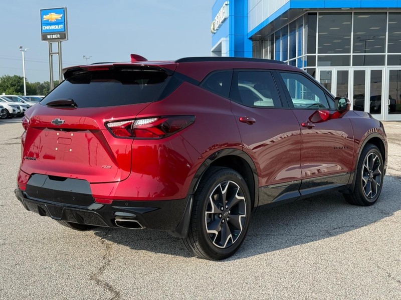 Chevrolet Blazer Vehicle Full-screen Gallery Image 05