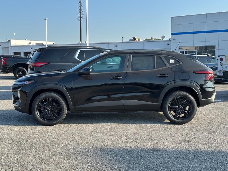 Chevrolet Trax Vehicle Full-screen Gallery Image 2