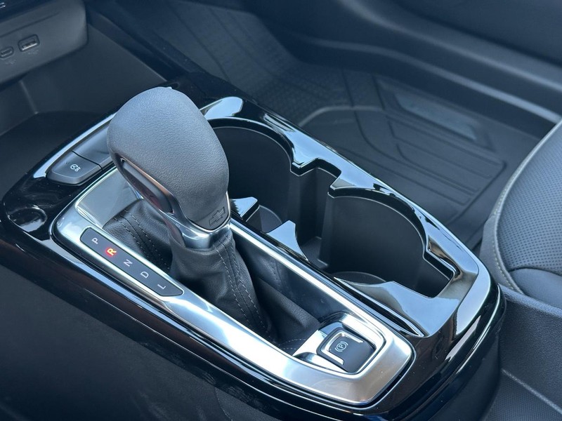 Chevrolet Trax Vehicle Full-screen Gallery Image 14