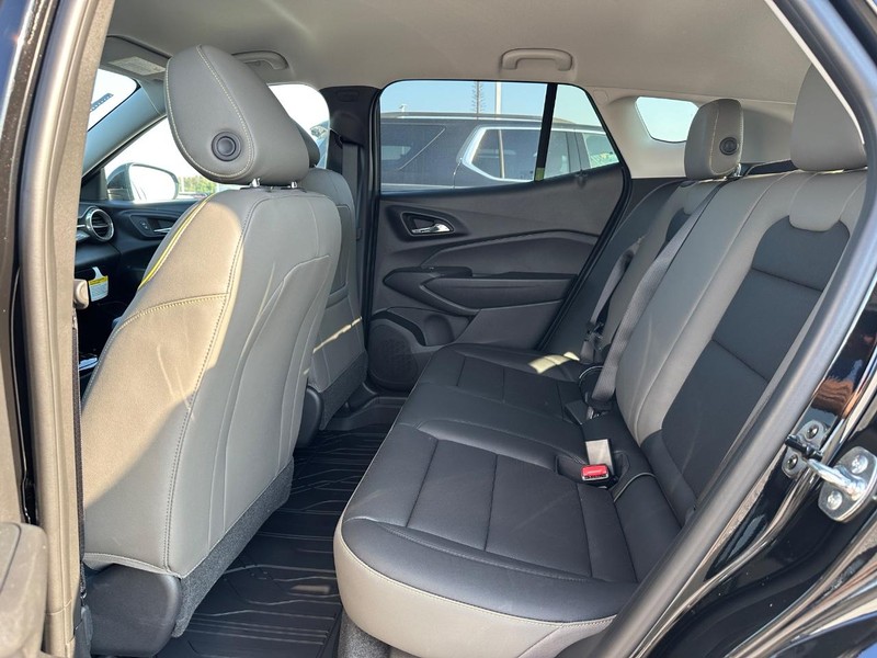 Chevrolet Trax Vehicle Full-screen Gallery Image 5
