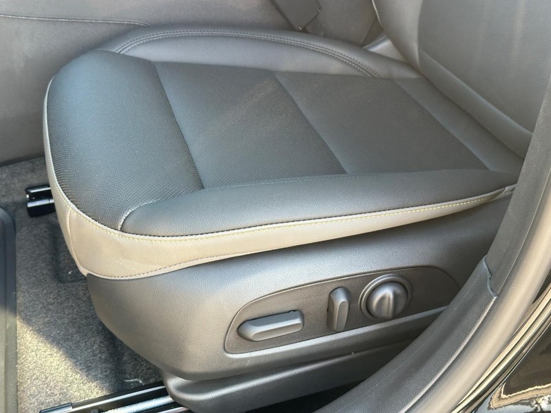 Chevrolet Trax Vehicle Full-screen Gallery Image 18