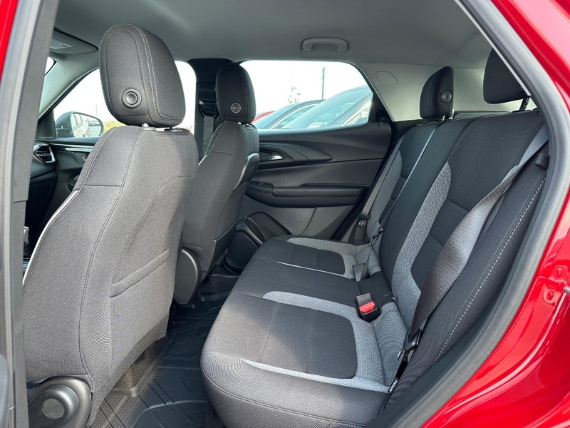 Chevrolet TrailBlazer Vehicle Full-screen Gallery Image 5