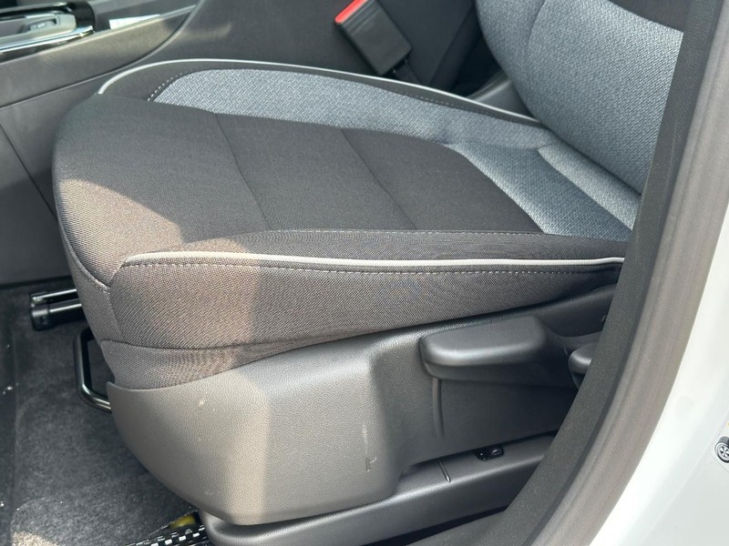 Chevrolet TrailBlazer Vehicle Full-screen Gallery Image 18