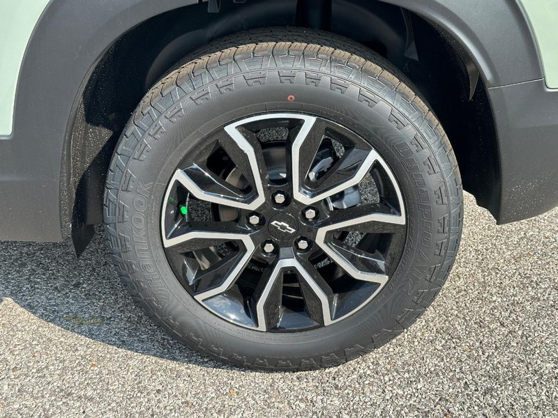 Chevrolet TrailBlazer Vehicle Full-screen Gallery Image 4