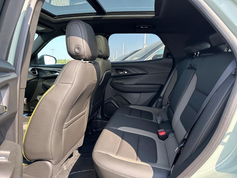 Chevrolet TrailBlazer Vehicle Full-screen Gallery Image 5