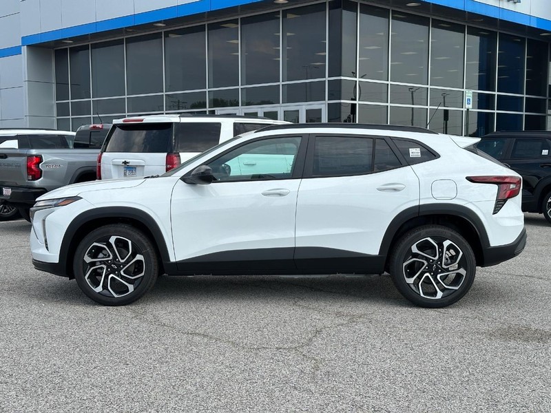 Chevrolet Trax Vehicle Full-screen Gallery Image 2