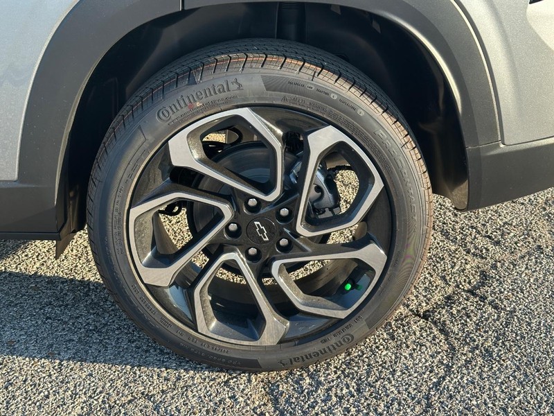 Chevrolet Trax Vehicle Full-screen Gallery Image 4