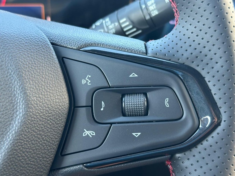 Chevrolet Trax Vehicle Full-screen Gallery Image 9