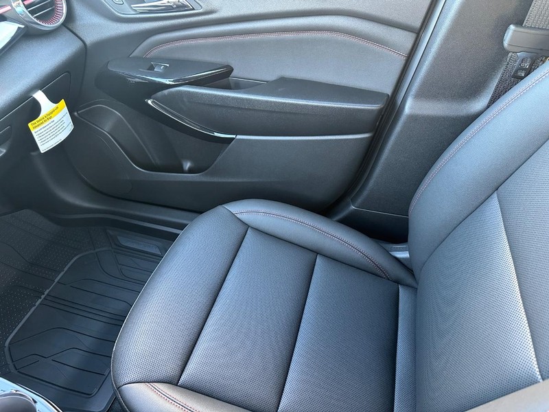 Chevrolet Trax Vehicle Full-screen Gallery Image 15