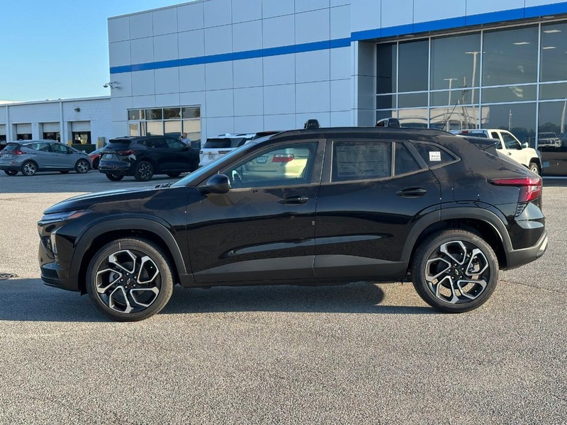 Chevrolet Trax Vehicle Full-screen Gallery Image 2