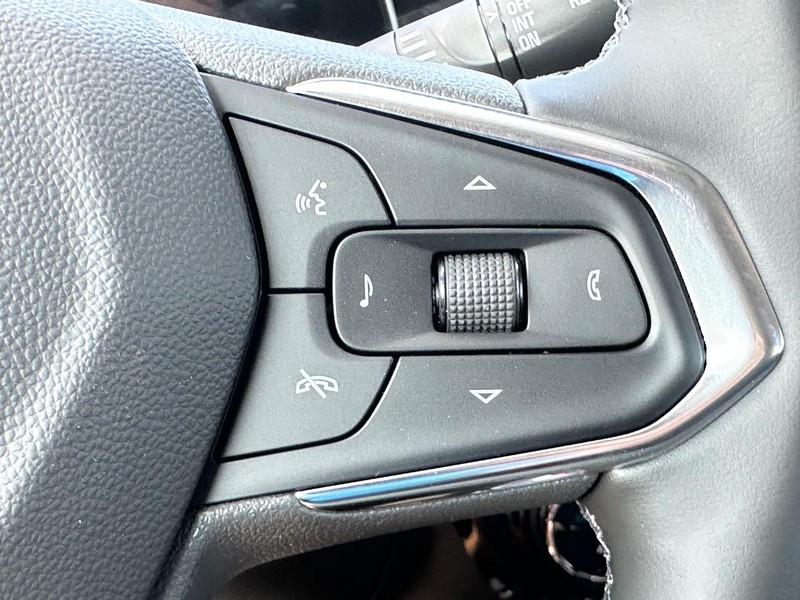 Chevrolet Trax Vehicle Full-screen Gallery Image 9