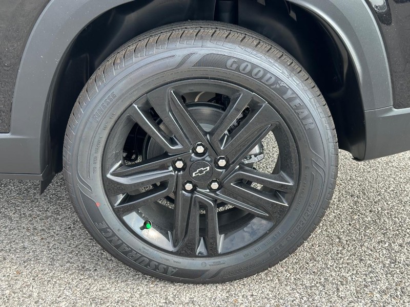 Chevrolet Trax Vehicle Full-screen Gallery Image 4