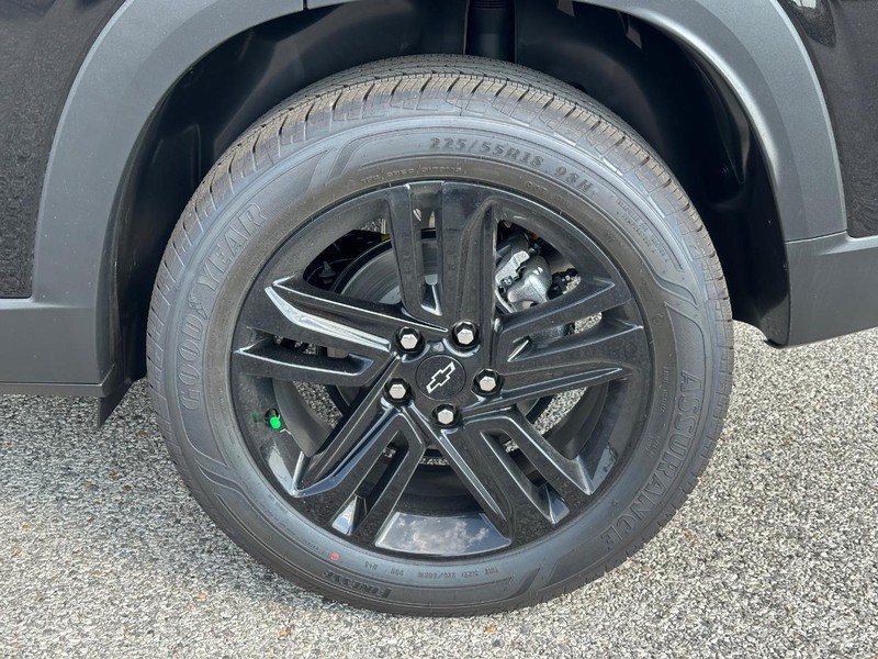 Chevrolet Trax Vehicle Full-screen Gallery Image 4