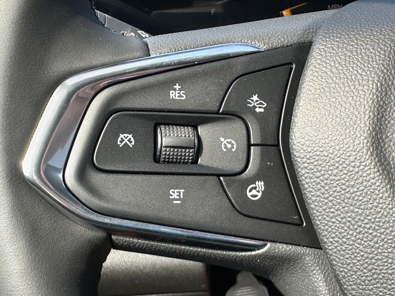 Chevrolet Trax Vehicle Full-screen Gallery Image 8