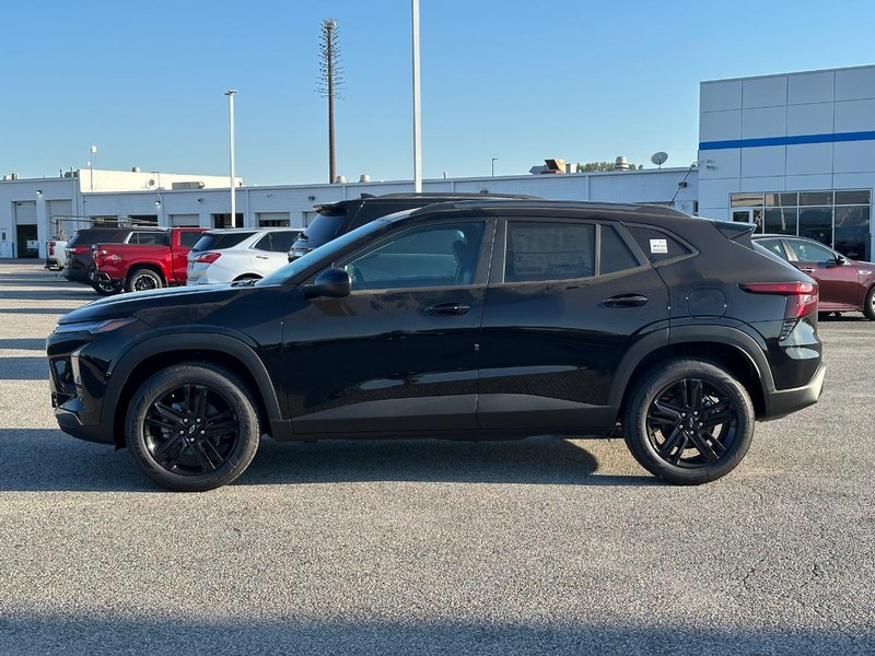 Chevrolet Trax Vehicle Full-screen Gallery Image 2