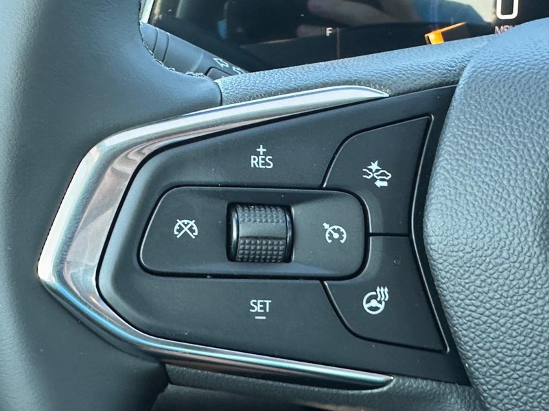 Chevrolet Trax Vehicle Full-screen Gallery Image 8