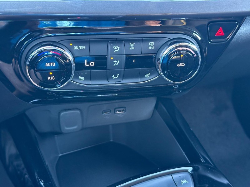 Chevrolet Trax Vehicle Full-screen Gallery Image 13