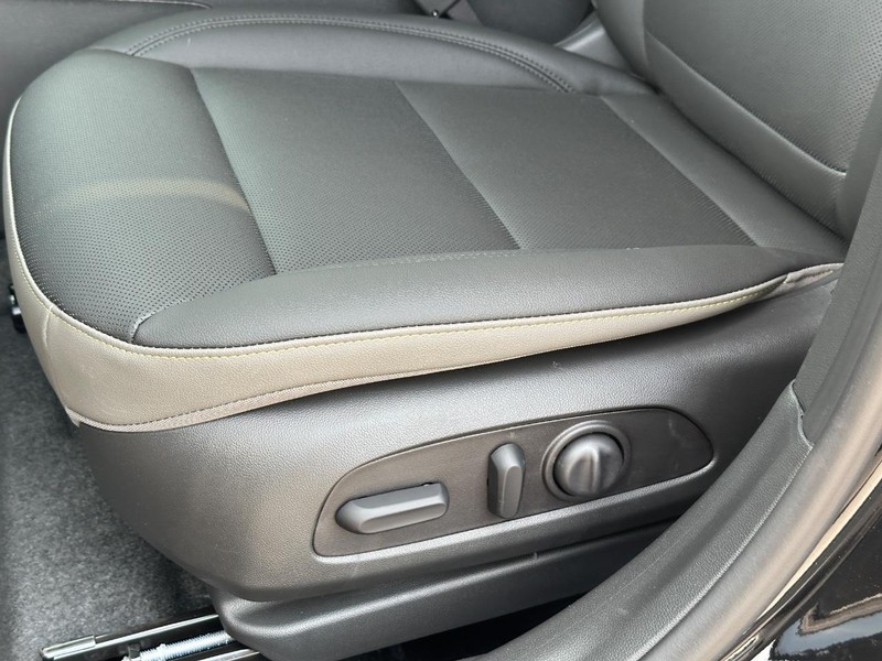 Chevrolet Trax Vehicle Full-screen Gallery Image 18