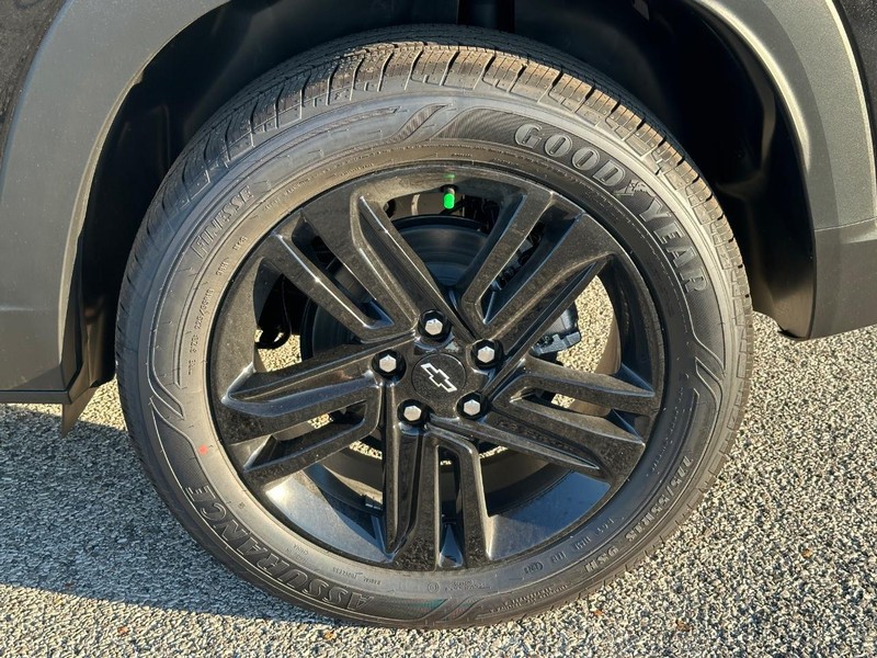 Chevrolet Trax Vehicle Full-screen Gallery Image 4