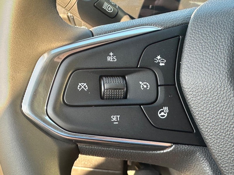 Chevrolet Trax Vehicle Full-screen Gallery Image 8